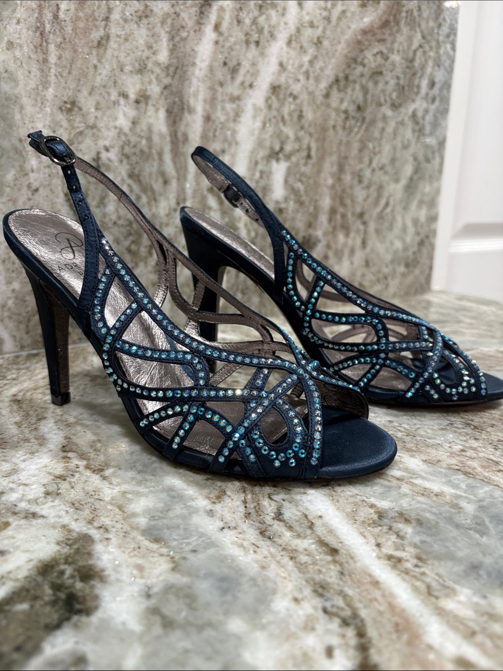 Women's Navy Blue Jeweled Slingback Heels by Adrianna Papell 6 1/2 NEW!